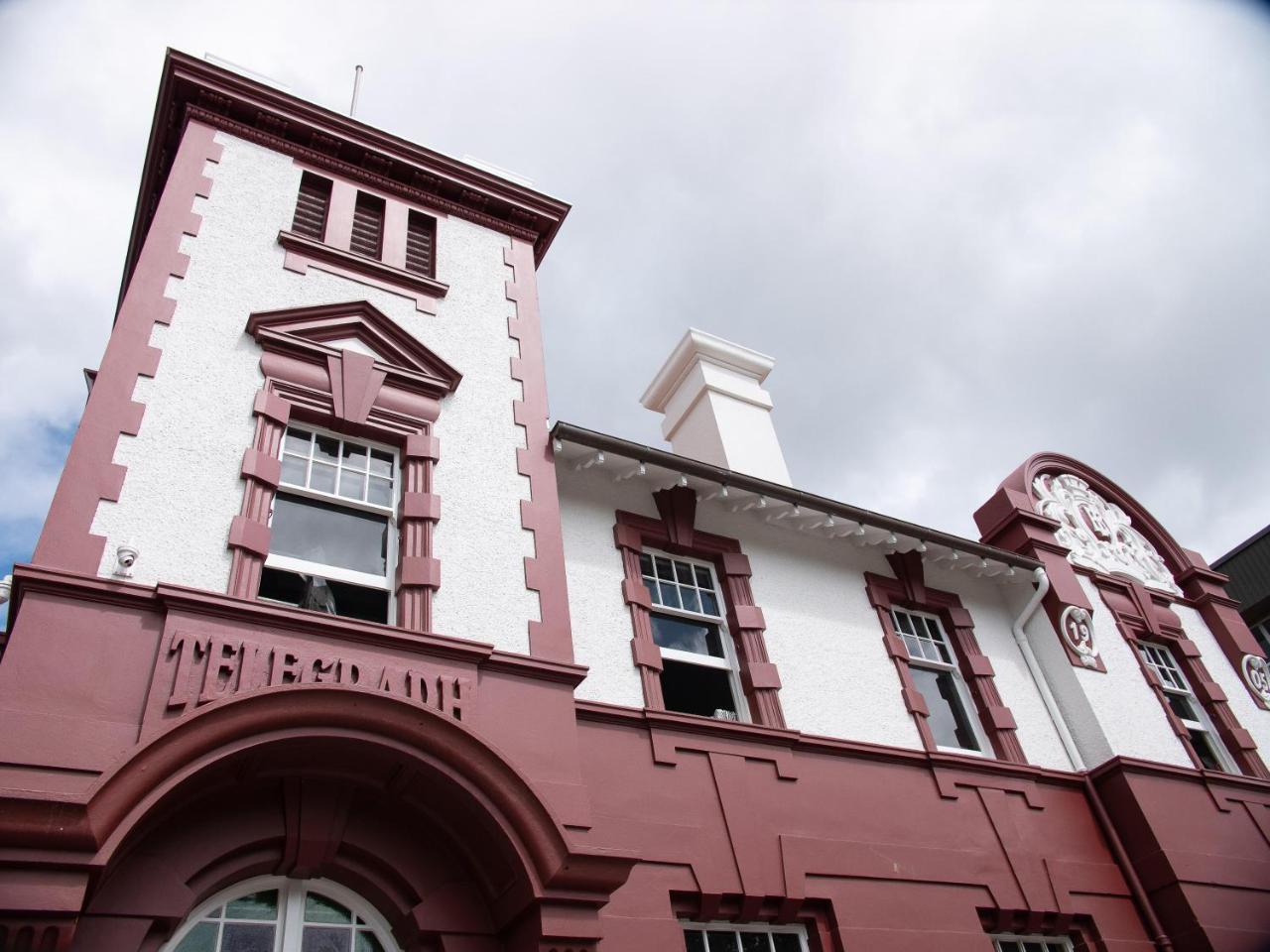 Clarence Boutique Hotel Тауранга Экстерьер фото