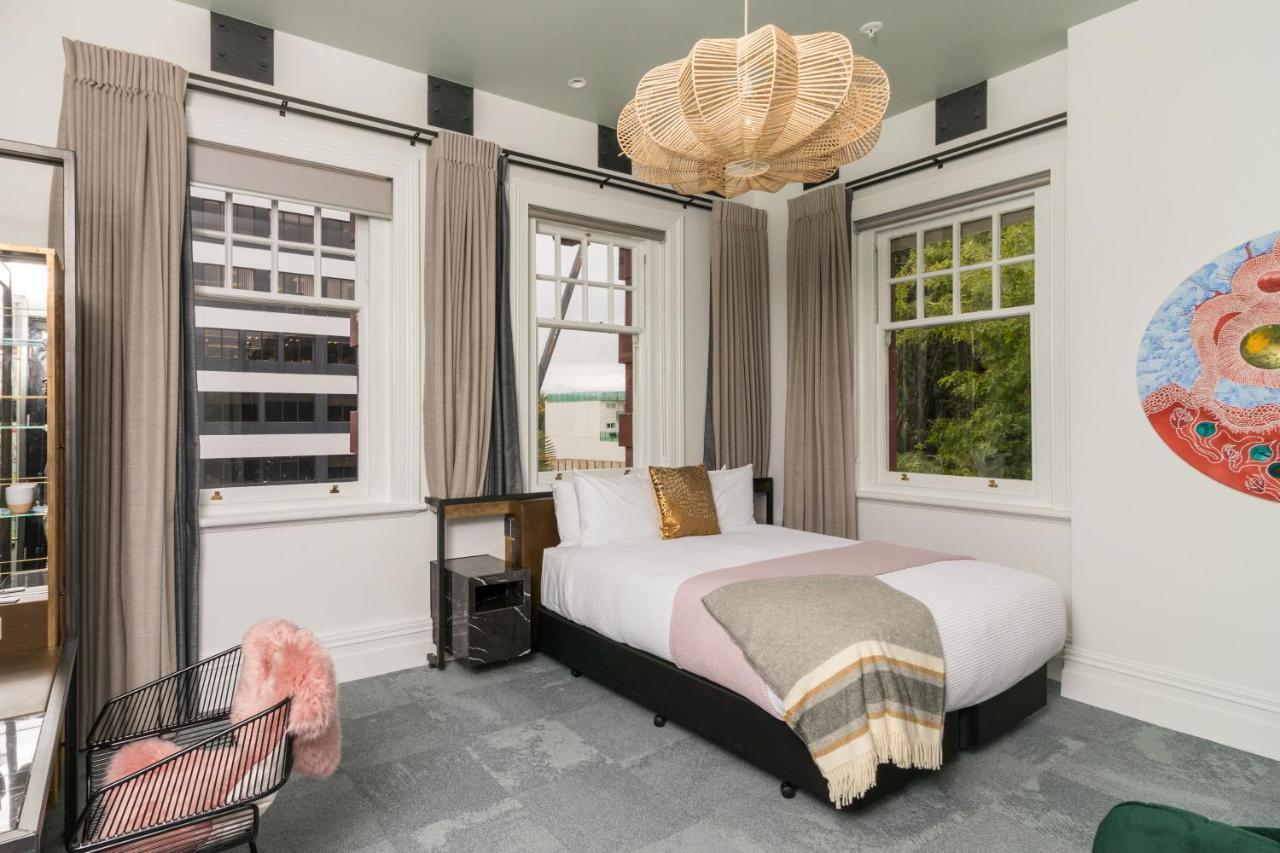 Clarence Boutique Hotel Тауранга Экстерьер фото